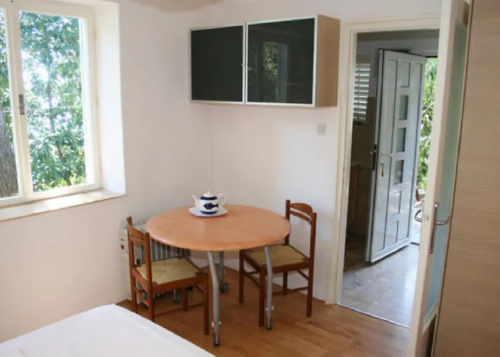 アパート Tina2683 *