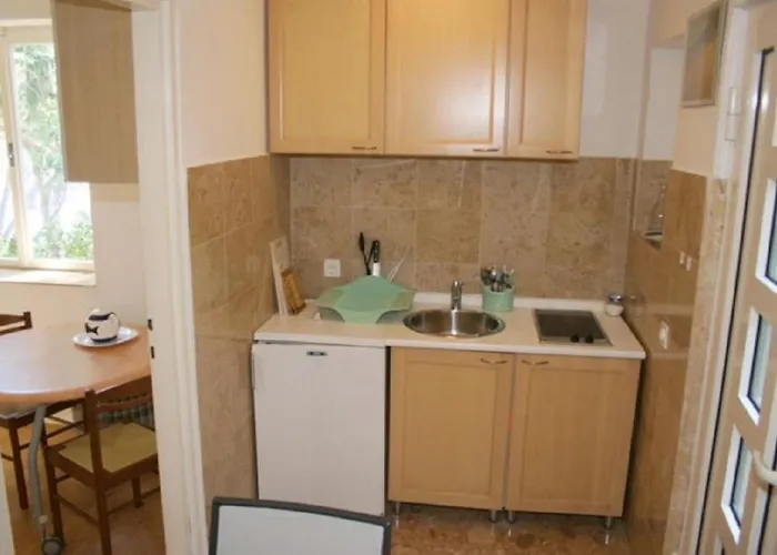 Tina2683 アパート *